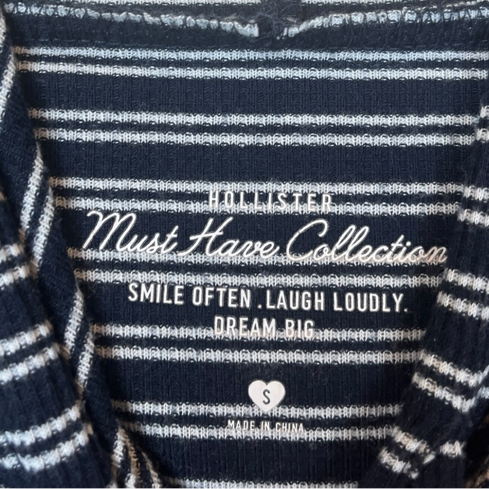 Hollister Navy White Stripes Knit Lightweight Must Have Collection Hoodie Small - Picture 7 of 8